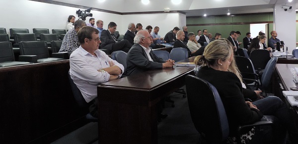O presidente da ASJ, Paulo Olympio, acompanhou a sessão de votação (Foto: Valéria Possamai)